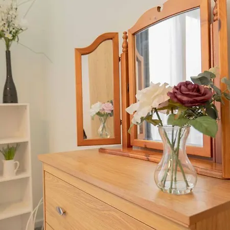 Beautiful 2 Bed In Birmingham: A Hidden Gem! Apartman Birmingham